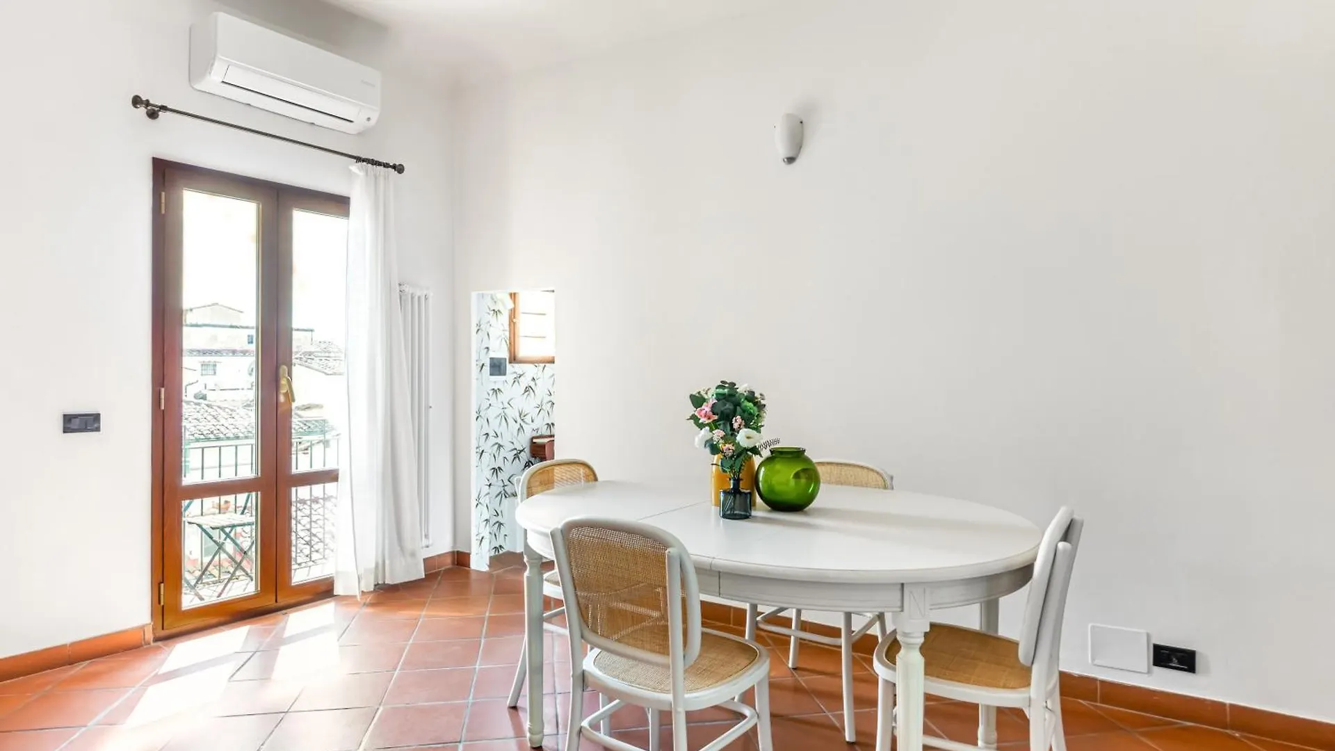 Апартаменты Sant'Ambrogio Gem - Chic Florence Nest