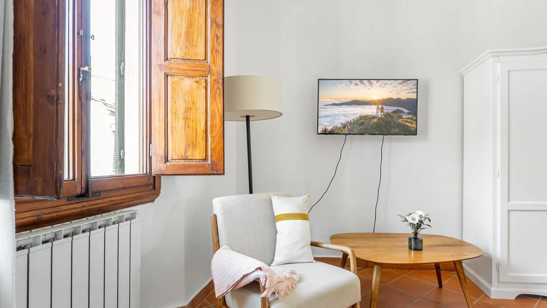 Sant'Ambrogio Gem - Chic Florence Nest