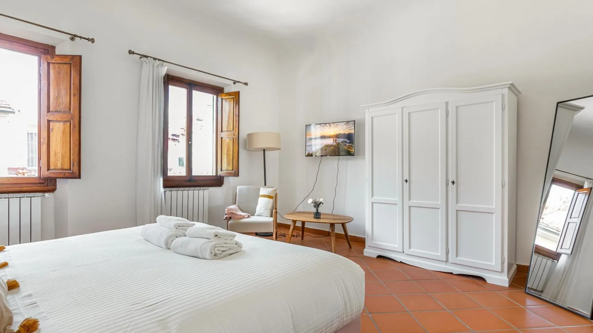 Sant'Ambrogio Gem - Chic Florence Nest Апартаменты