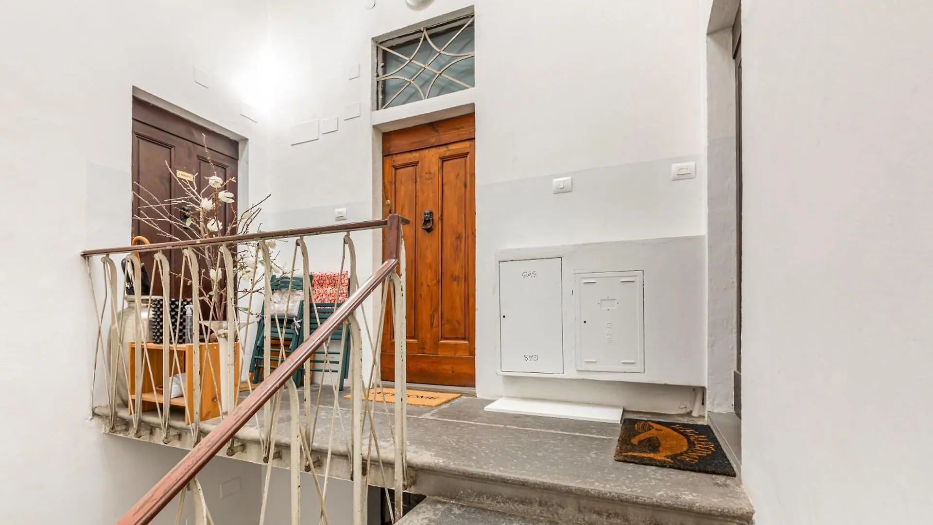 Апартаменты Sant'Ambrogio Gem - Chic Florence Nest