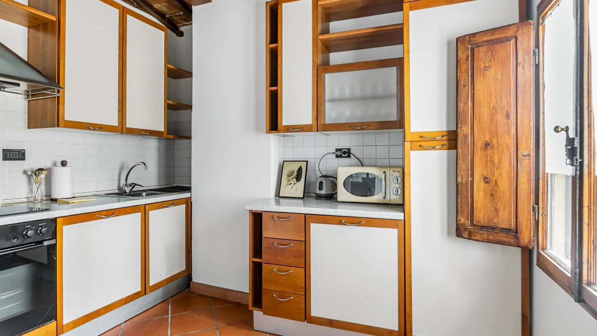 Sant'Ambrogio Gem - Chic Florence Nest 0*,